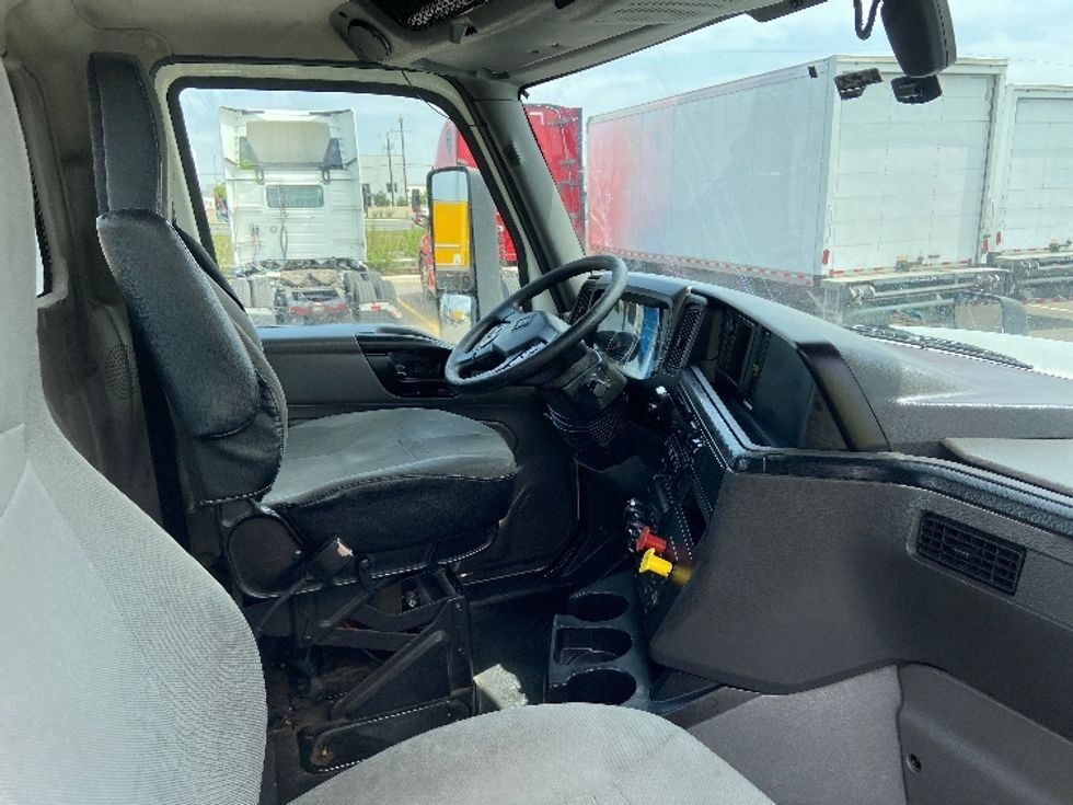 Day Cab Tractor-Heavy Duty Tractors-International-2019-LT625-San Antonio-TX-436,852\n\t\tmiles-$ 23,500 - Image 14