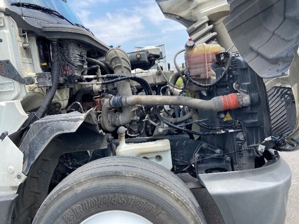 Day Cab Tractor-Heavy Duty Tractors-International-2019-LT625-San Antonio-TX-436,852\n\t\tmiles-$ 23,500 - Image 15