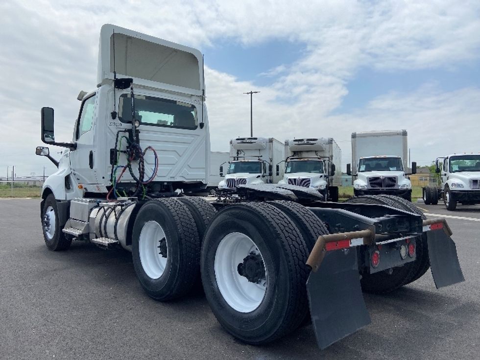 Day Cab Tractor-Heavy Duty Tractors-International-2019-LT625-San Antonio-TX-436,852\n\t\tmiles-$ 23,500 - Image 5