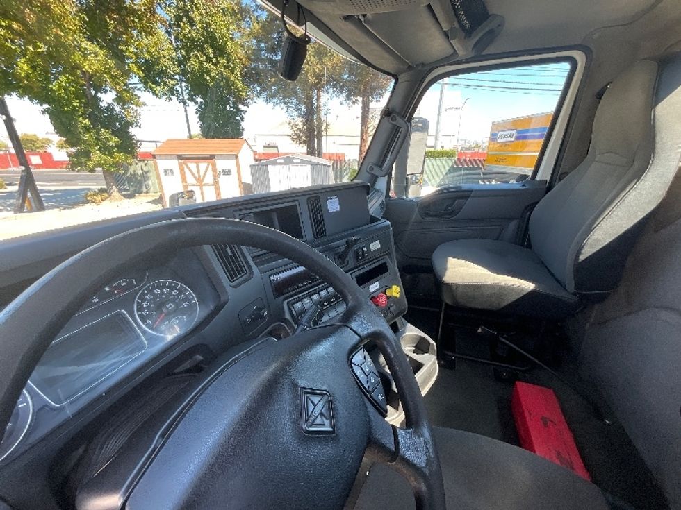 Day Cab Tractor-Heavy Duty Tractors-International-2019-LT625-Santa Clara-CA-195,259\n\t\tmiles-$ 27,500 - Image 10