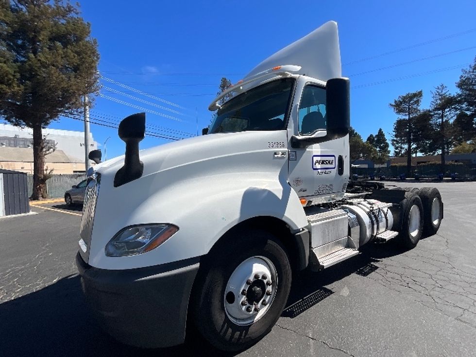 Day Cab Tractor-Heavy Duty Tractors-International-2019-LT625-Santa Clara-CA-195,259\n\t\tmiles-$ 27,500 - Image 3