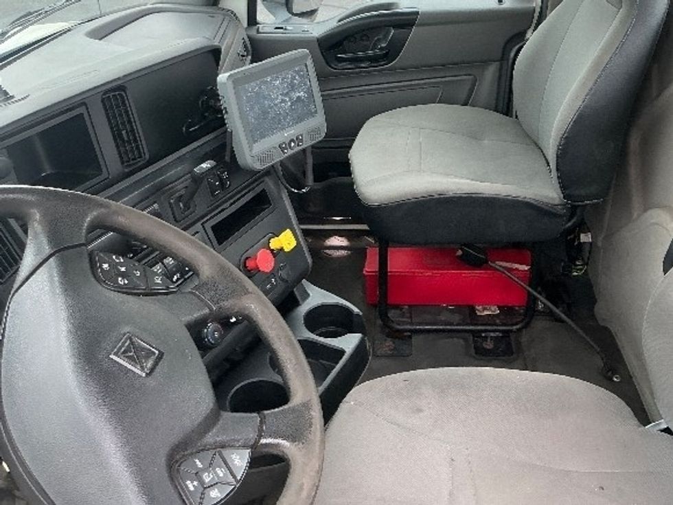 Day Cab Tractor-Heavy Duty Tractors-International-2019-LT625-South Bend-IN-213,540\n\t\tmiles-$ 29,250 - Image 10