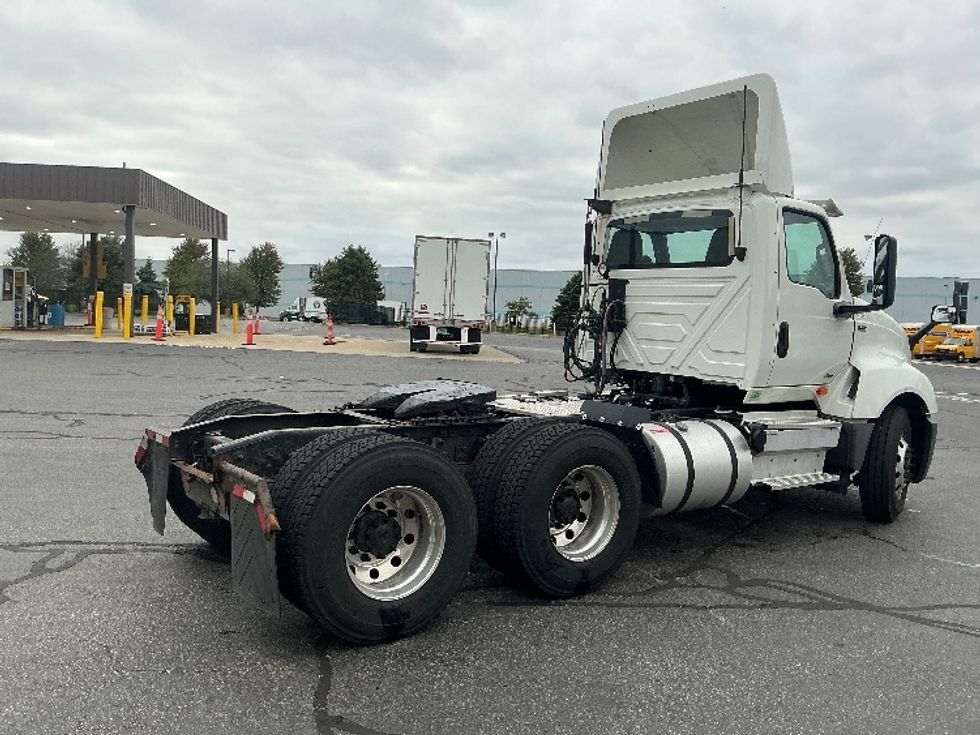 Day Cab Tractor-Heavy Duty Tractors-International-2019-LT625-South Bend-IN-213,540\n\t\tmiles-$ 29,250 - Image 7