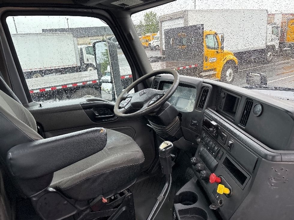 Day Cab Tractor-Heavy Duty Tractors-International-2019-LT625-South Plainfield-NJ-277,857\n\t\tmiles-$ 22,250 - Image 14