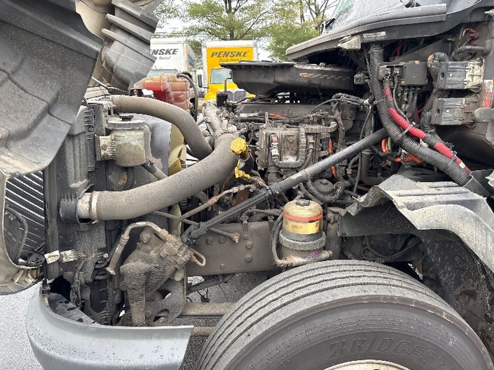 Day Cab Tractor-Heavy Duty Tractors-International-2019-LT625-South Plainfield-NJ-277,857\n\t\tmiles-$ 22,250 - Image 16