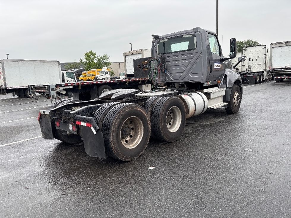 Day Cab Tractor-Heavy Duty Tractors-International-2019-LT625-South Plainfield-NJ-277,857\n\t\tmiles-$ 22,250 - Image 7