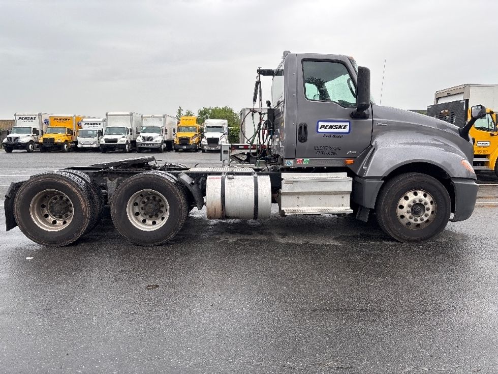 Day Cab Tractor-Heavy Duty Tractors-International-2019-LT625-South Plainfield-NJ-277,857\n\t\tmiles-$ 22,250 - Image 8