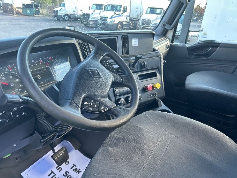 Day Cab Tractor-Heavy Duty Tractors-International-2019-LT625-Springfield-MA-538,051\n\t\tmiles-$ 19,000 - Image 10