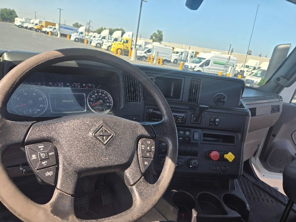 Day Cab Tractor-Heavy Duty Tractors-International-2019-LT625-Stockton-CA-286,023\n\t\tmiles-$ 31,250 - Image 11