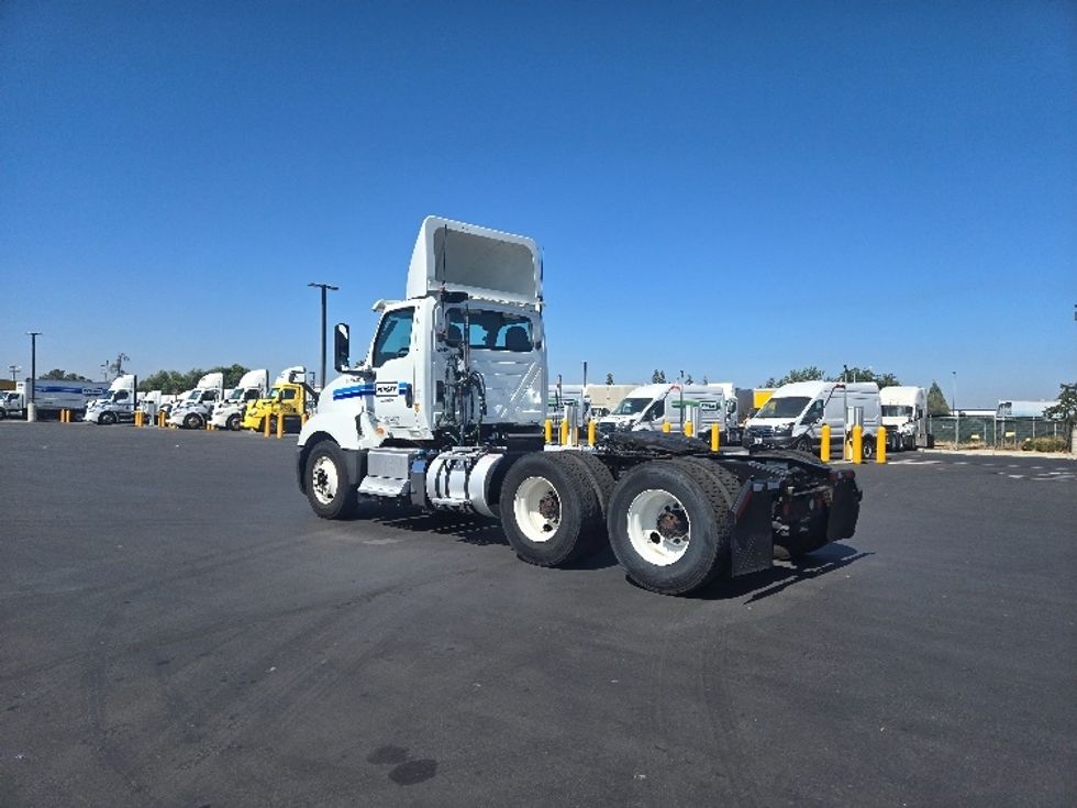 Day Cab Tractor-Heavy Duty Tractors-International-2019-LT625-Stockton-CA-286,023\n\t\tmiles-$ 31,250 - Image 5