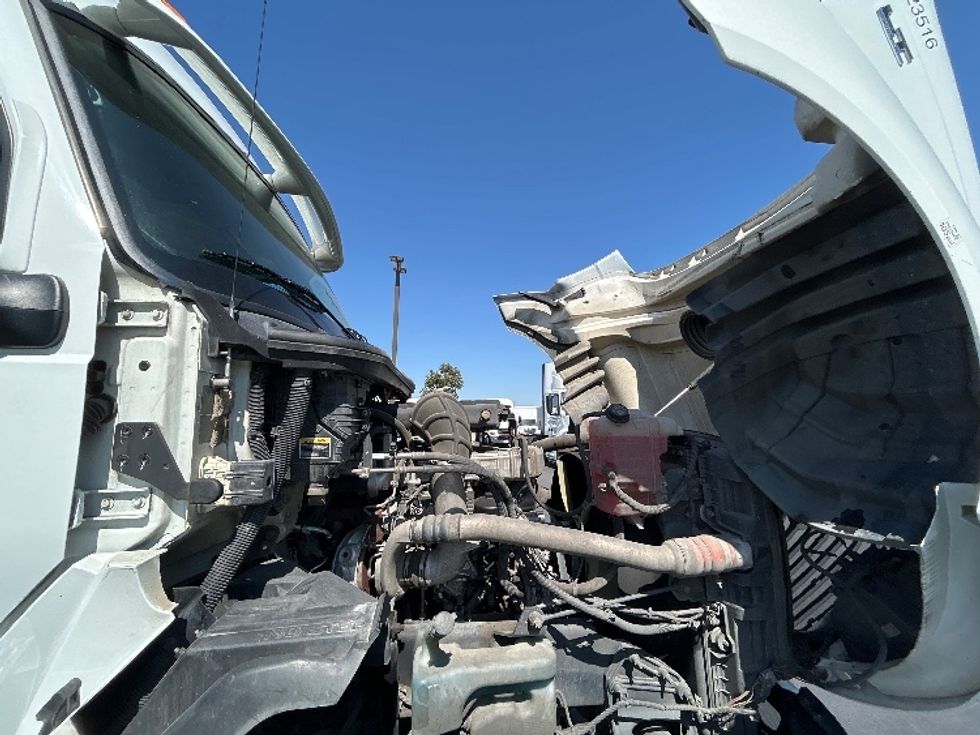 Day Cab Tractor-Heavy Duty Tractors-International-2019-LT625-Stockton-CA-308,696\n\t\tmiles-$ 30,000 - Image 15
