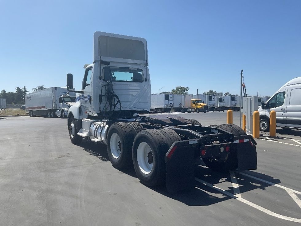 Day Cab Tractor-Heavy Duty Tractors-International-2019-LT625-Stockton-CA-318,830\n\t\tmiles-$ 29,500 - Image 5
