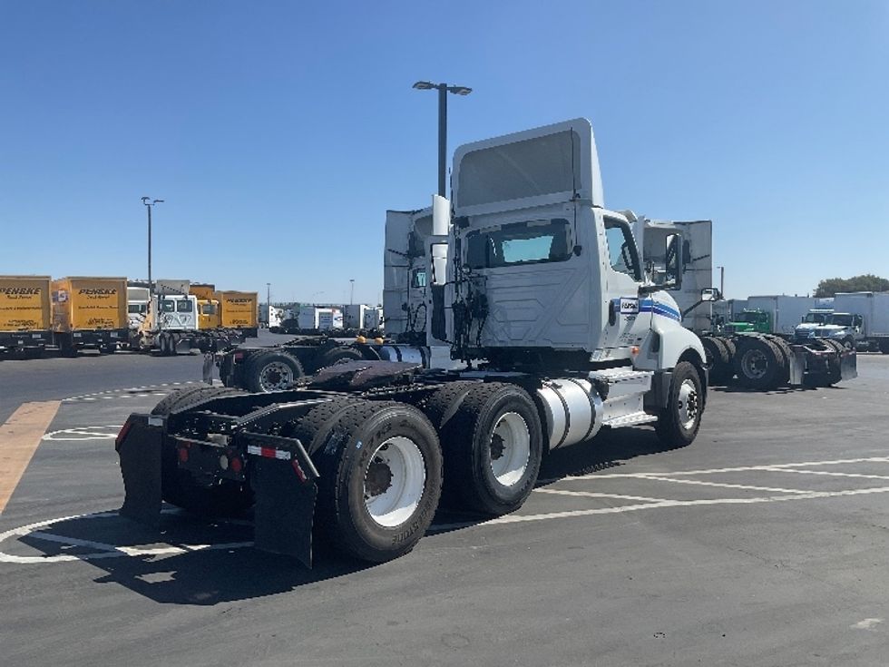 Day Cab Tractor-Heavy Duty Tractors-International-2019-LT625-Stockton-CA-318,830\n\t\tmiles-$ 29,500 - Image 7