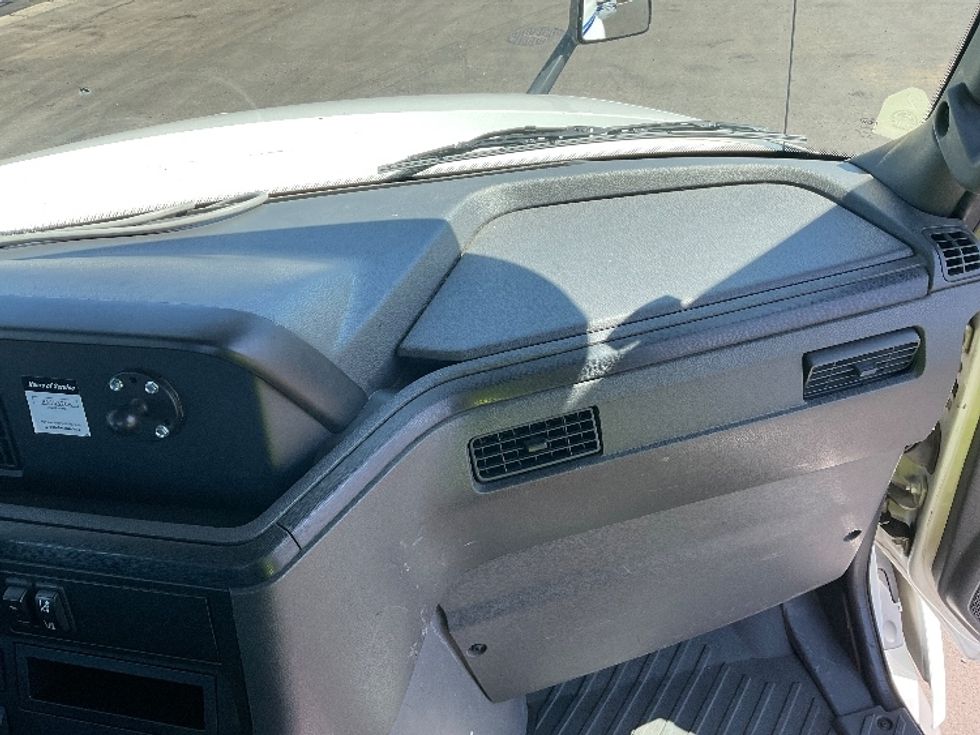 Day Cab Tractor-Heavy Duty Tractors-International-2019-LT625-Stockton-CA-349,667\n\t\tmiles-$ 28,750 - Image 13