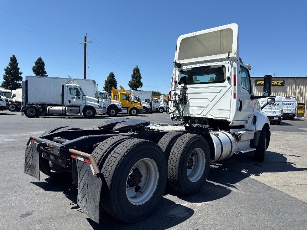 Day Cab Tractor-Heavy Duty Tractors-International-2019-LT625-Stockton-CA-370,046\n\t\tmiles-$ 26,750 - Image 7