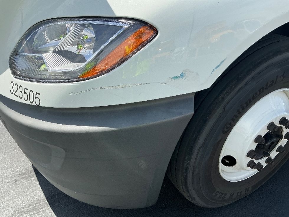 Day Cab Tractor-Heavy Duty Tractors-International-2019-LT625-Stockton-CA-398,021\n\t\tmiles-$ 25,000 - Image 17