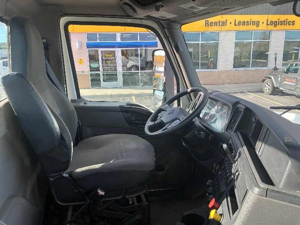 Day Cab Tractor-Heavy Duty Tractors-International-2019-LT625-Stoney Creek-ON-510,193\n\t\tkm-$ 35,750 - Image 14