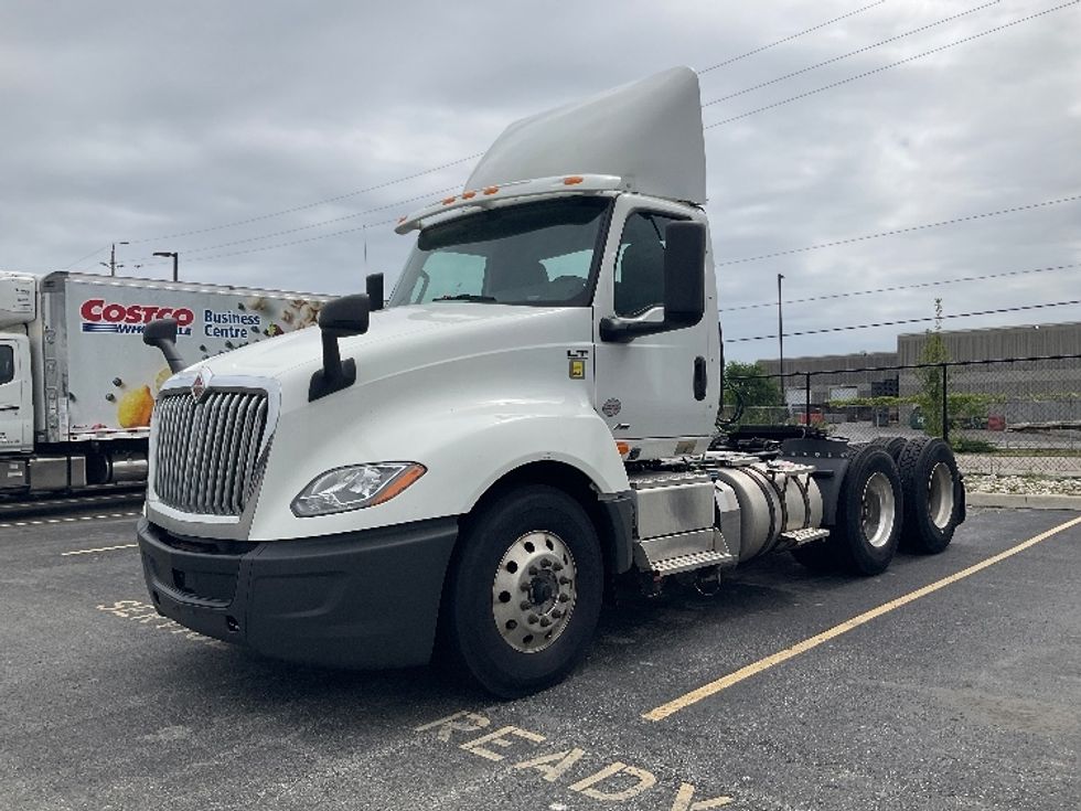 Day Cab Tractor-Heavy Duty Tractors-International-2019-LT625-Stoney Creek-ON-526,744\n\t\tkm-$ 35,750 - Image 3
