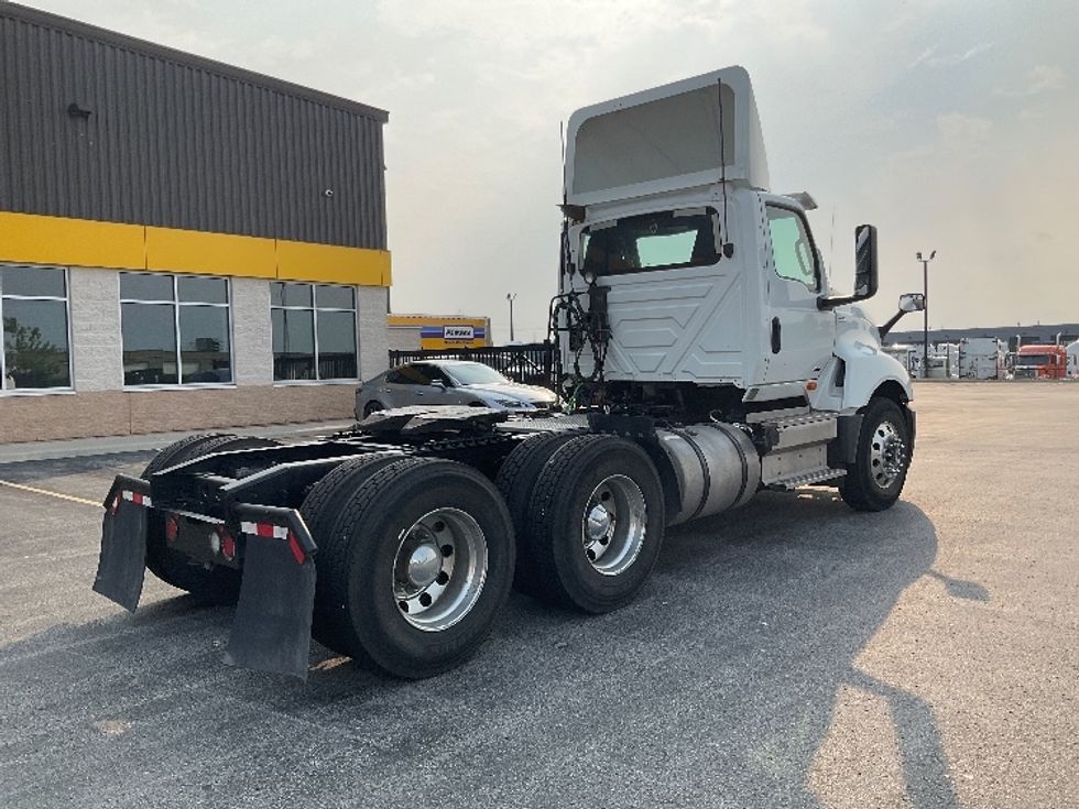 Day Cab Tractor-Heavy Duty Tractors-International-2019-LT625-Stoney Creek-ON-543,428\n\t\tkm-$ 36,250 - Image 7