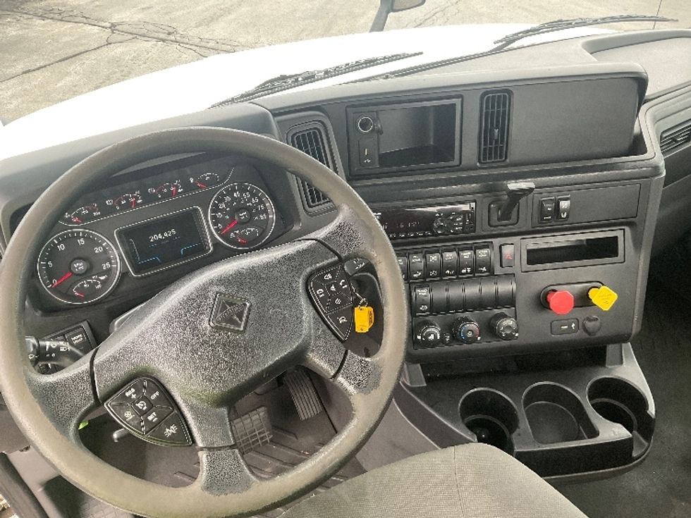 Day Cab Tractor-Heavy Duty Tractors-International-2019-LT625-Sturtevant-WI-205,425\n\t\tmiles-$ 29,000 - Image 11