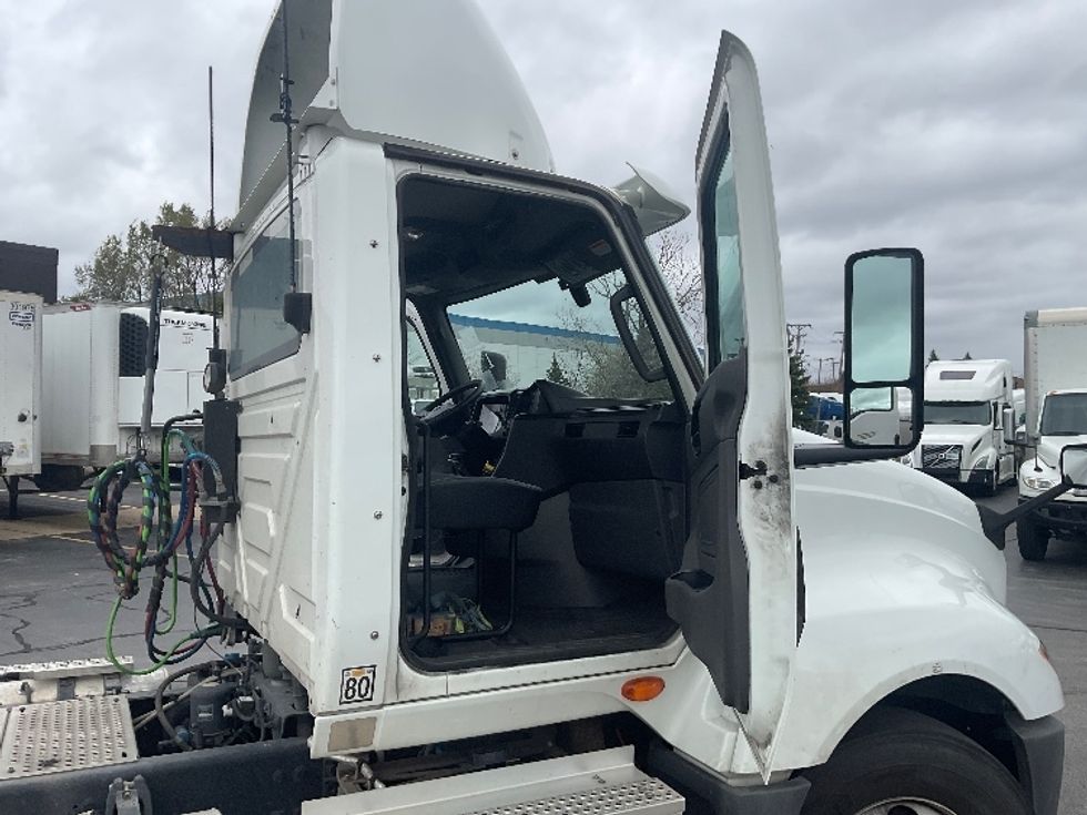 Day Cab Tractor-Heavy Duty Tractors-International-2019-LT625-Sturtevant-WI-205,425\n\t\tmiles-$ 29,000 - Image 12