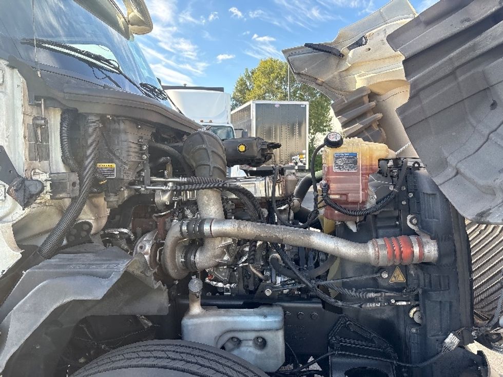 Day Cab Tractor-Heavy Duty Tractors-International-2019-LT625-Sturtevant-WI-268,163\n\t\tmiles-$ 29,000 - Image 15