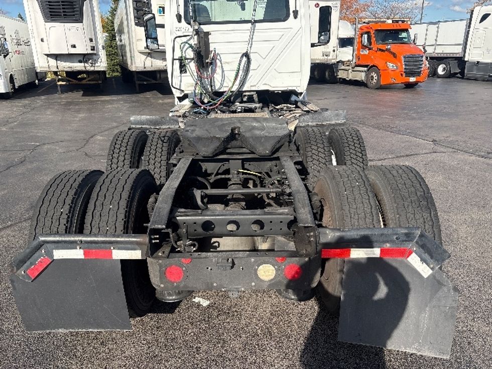 Day Cab Tractor-Heavy Duty Tractors-International-2019-LT625-Sturtevant-WI-268,163\n\t\tmiles-$ 29,000 - Image 6