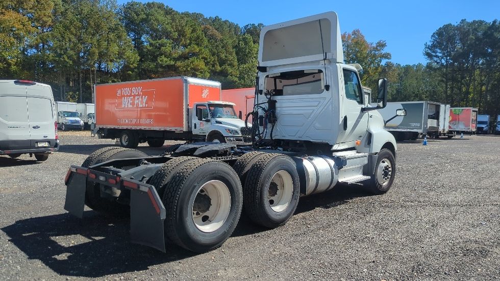 Day Cab Tractor-Heavy Duty Tractors-International-2019-LT625-Suwanee-GA-347,929\n\t\tmiles-$ 27,250 - Image 7