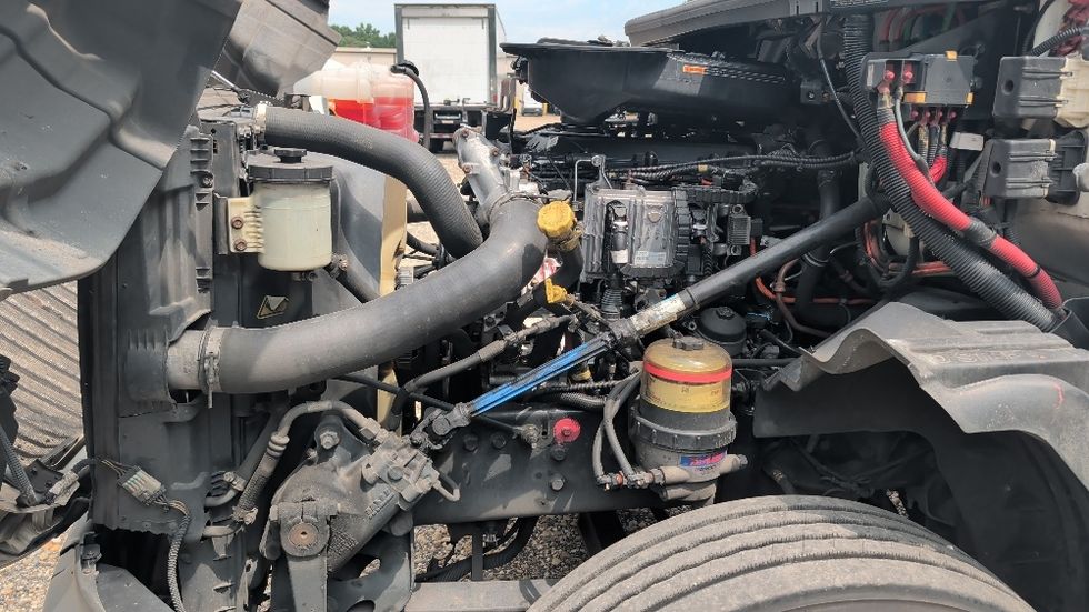 Day Cab Tractor-Heavy Duty Tractors-International-2019-LT625-Suwanee-GA-431,617\n\t\tmiles-$ 23,500 - Image 15