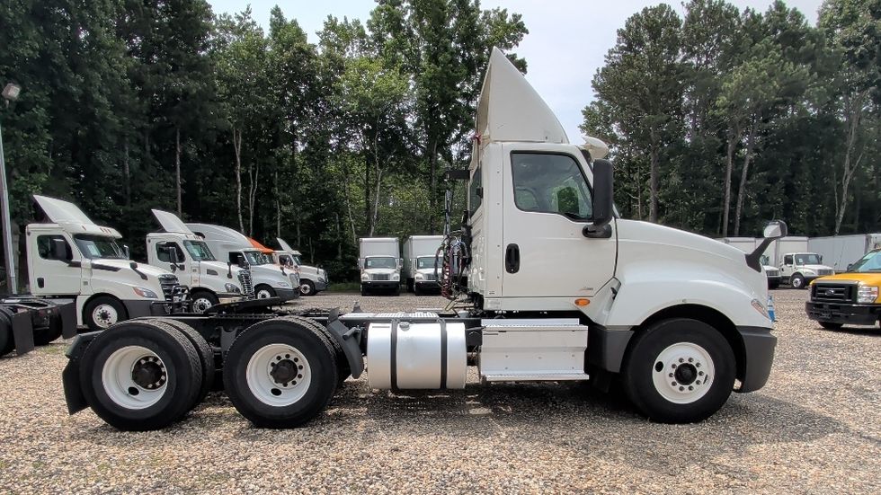 Day Cab Tractor-Heavy Duty Tractors-International-2019-LT625-Suwanee-GA-431,617\n\t\tmiles-$ 23,500 - Image 8