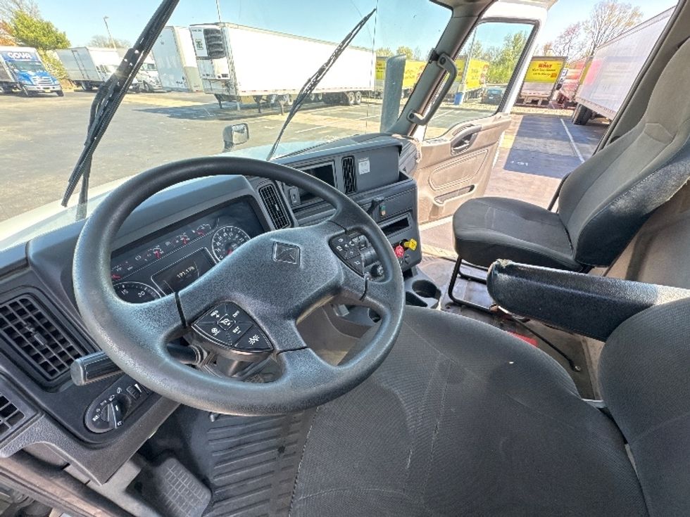 Day Cab Tractor-Heavy Duty Tractors-International-2019-LT625-Swedesboro-NJ-189,781\n\t\tmiles-$ 31,250 - Image 10