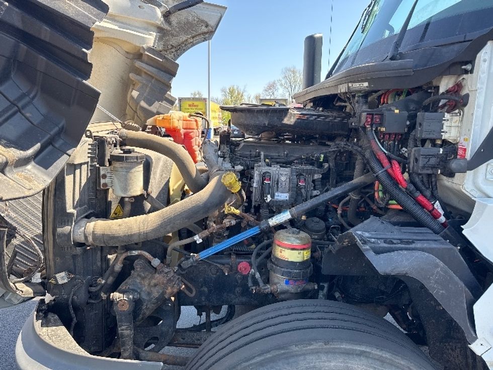 Day Cab Tractor-Heavy Duty Tractors-International-2019-LT625-Swedesboro-NJ-189,781\n\t\tmiles-$ 31,250 - Image 15