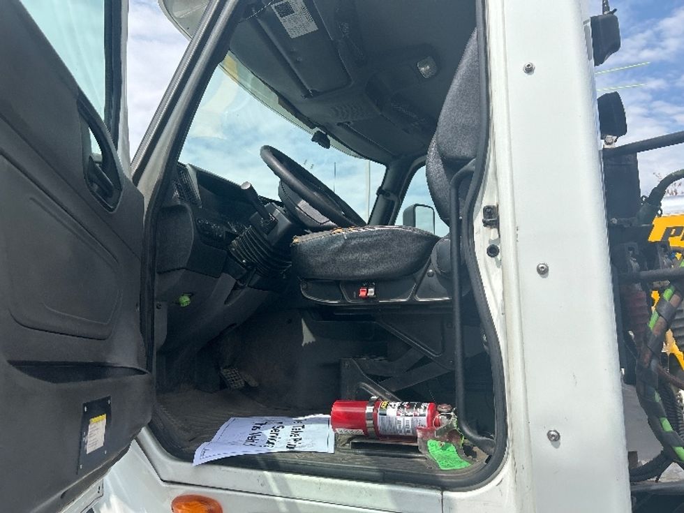 Day Cab Tractor-Heavy Duty Tractors-International-2019-LT625-Swedesboro-NJ-209,173\n\t\tmiles-$ 28,750 - Image 10