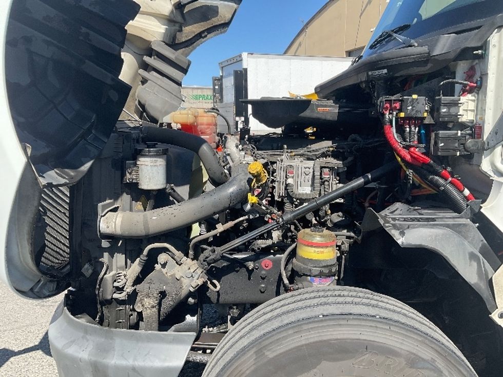 Day Cab Tractor-Heavy Duty Tractors-International-2019-LT625-Tacoma-WA-126,656\n\t\tmiles-$ 32,250 - Image 15