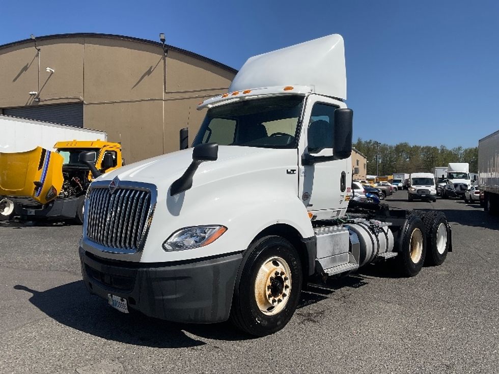 Day Cab Tractor-Heavy Duty Tractors-International-2019-LT625-Tacoma-WA-126,656\n\t\tmiles-$ 32,250 - Image 3