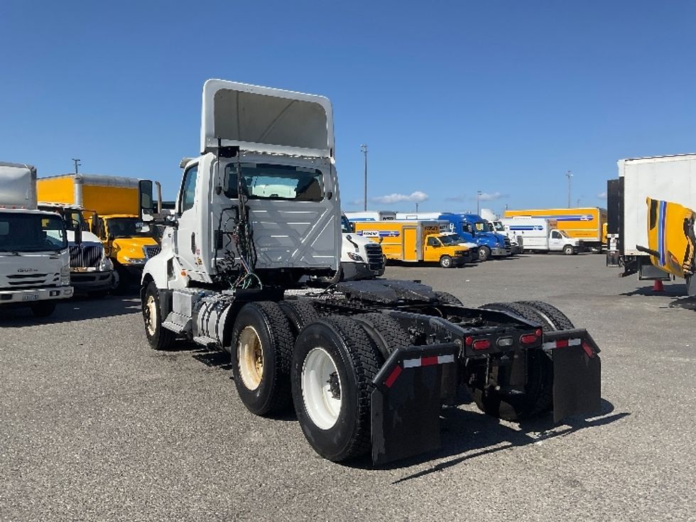 Day Cab Tractor-Heavy Duty Tractors-International-2019-LT625-Tacoma-WA-126,656\n\t\tmiles-$ 32,250 - Image 5