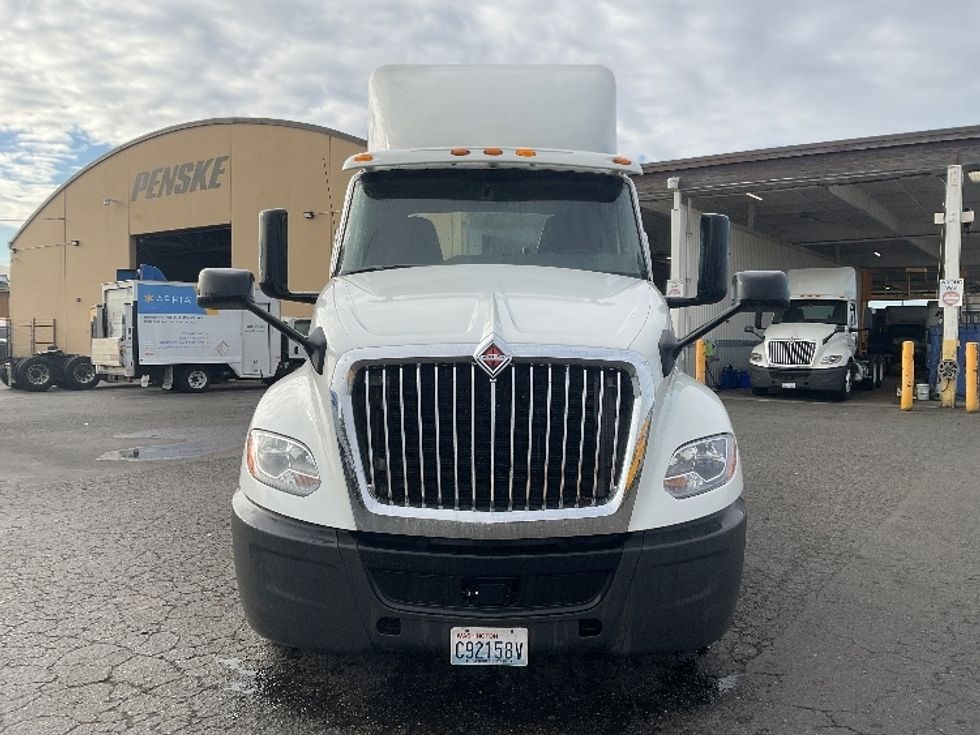 Day Cab Tractor-Heavy Duty Tractors-International-2019-LT625-Tacoma-WA-328,563\n\t\tmiles-$ 28,500 - Image 2
