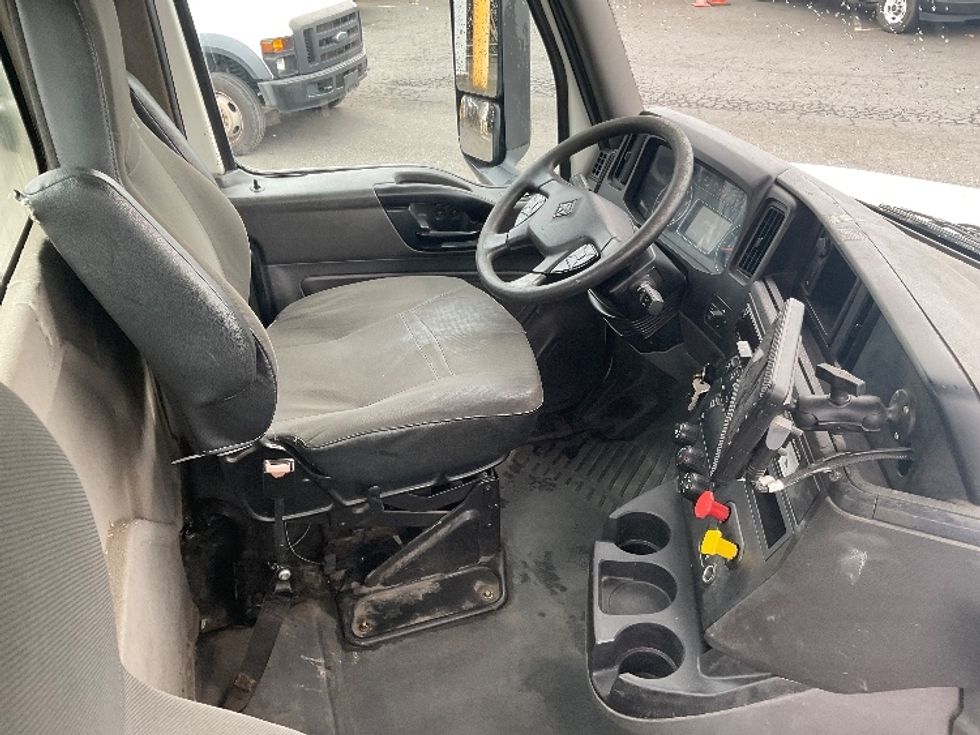 Day Cab Tractor-Heavy Duty Tractors-International-2019-LT625-Tacoma-WA-340,000\n\t\tmiles-$ 29,500 - Image 14
