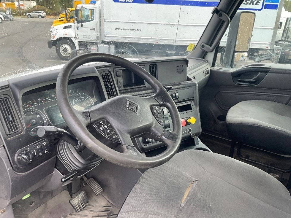 Day Cab Tractor-Heavy Duty Tractors-International-2019-LT625-Tacoma-WA-354,071\n\t\tmiles-$ 27,000 - Image 10