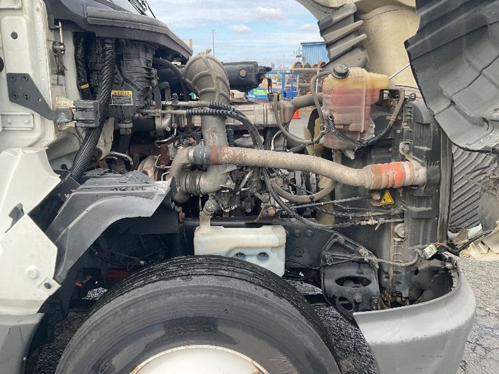 Day Cab Tractor-Heavy Duty Tractors-International-2019-LT625-Tacoma-WA-354,071\n\t\tmiles-$ 27,000 - Image 15