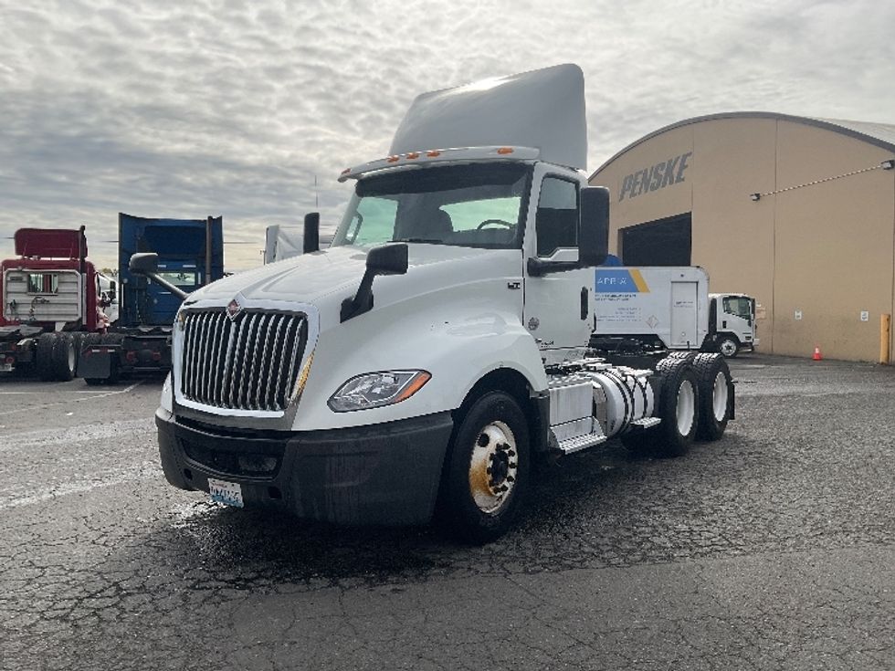 Day Cab Tractor-Heavy Duty Tractors-International-2019-LT625-Tacoma-WA-354,071\n\t\tmiles-$ 27,000 - Image 3