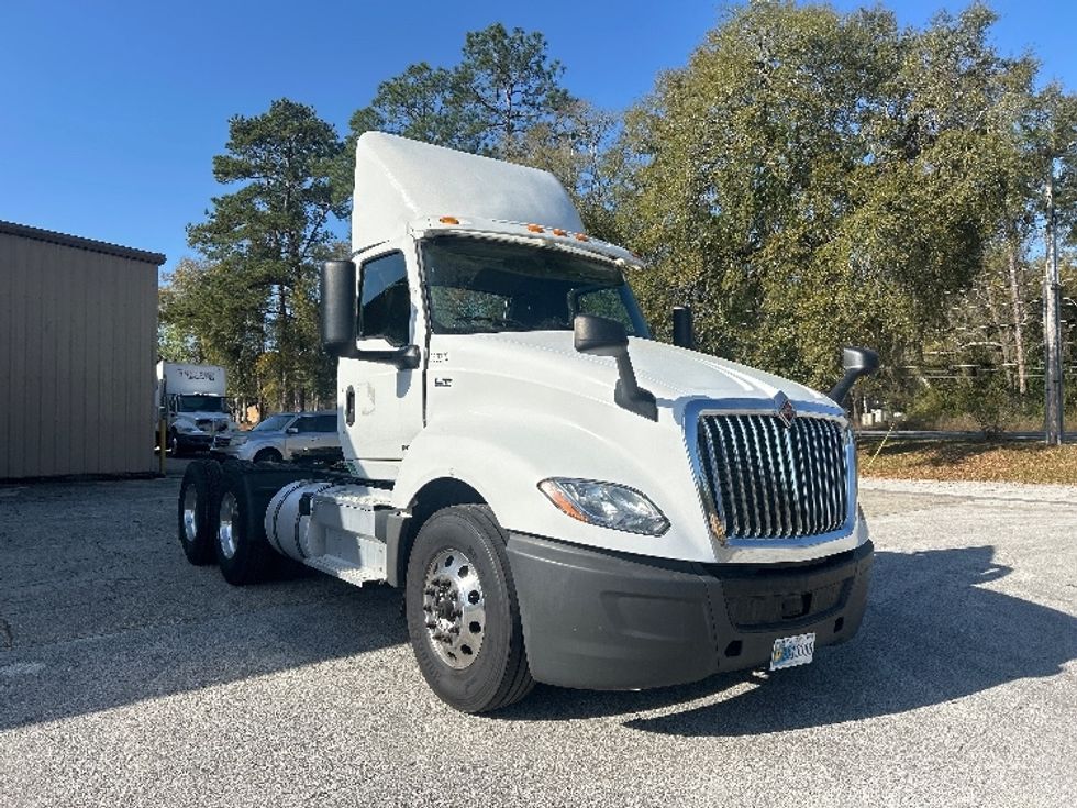 Day Cab Tractor-Heavy Duty Tractors-International-2019-LT625-Tallahassee-FL-499,508\n\t\tmiles-$ 21,000 - Image 1