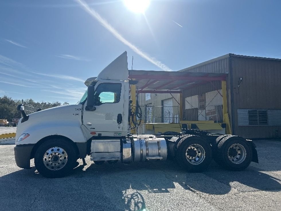 Day Cab Tractor-Heavy Duty Tractors-International-2019-LT625-Tallahassee-FL-499,508\n\t\tmiles-$ 21,000 - Image 4