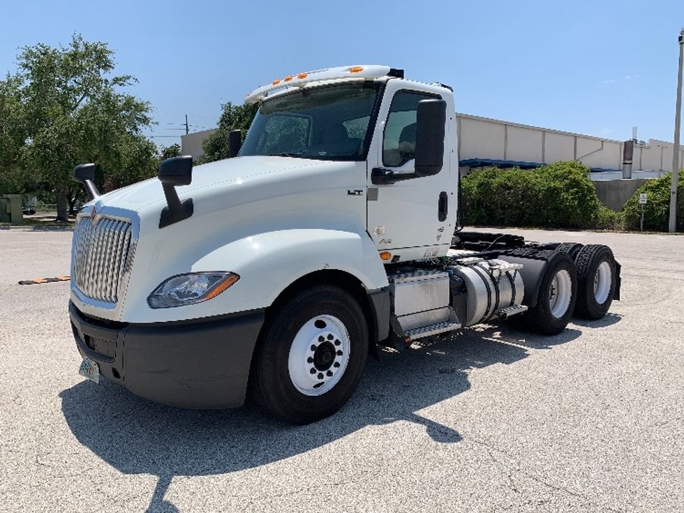Day Cab Tractor-Heavy Duty Tractors-International-2019-LT625-Tampa-FL-272,662\n\t\tmiles-$ 31,250 - Image 3