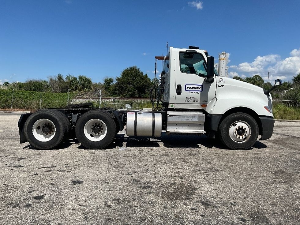 Day Cab Tractor-Heavy Duty Tractors-International-2019-LT625-Tampa-FL-397,803\n\t\tmiles-$ 23,750 - Image 8