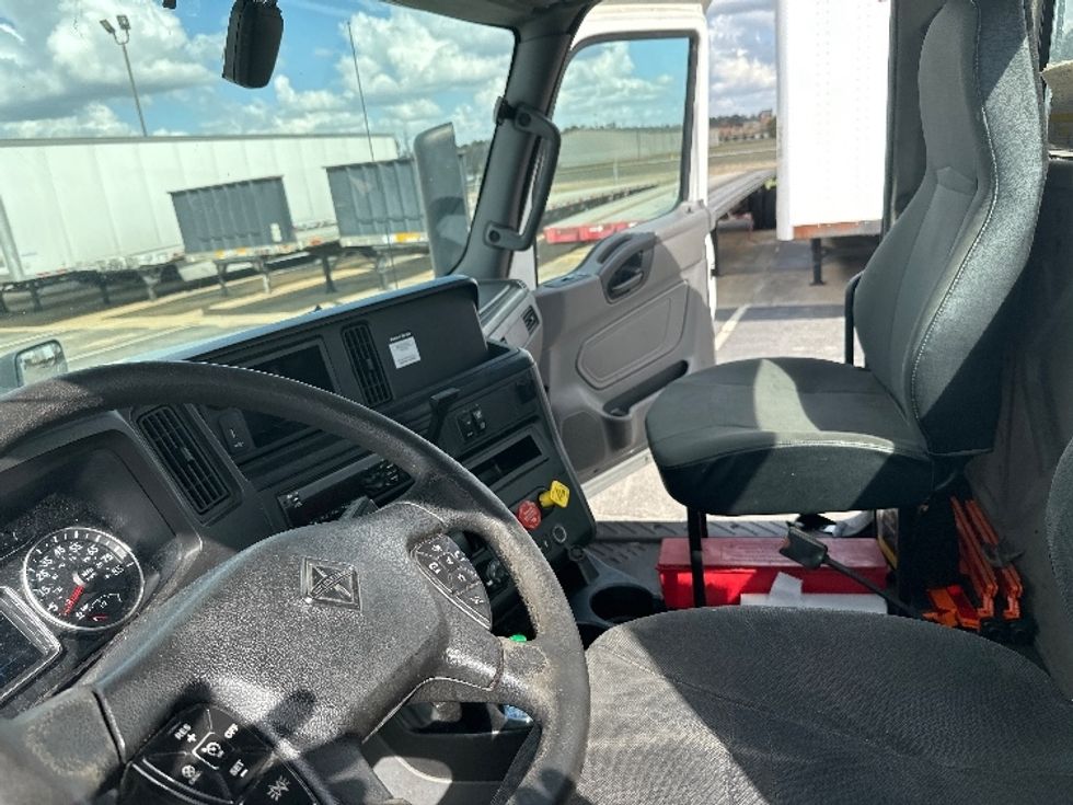 Day Cab Tractor-Heavy Duty Tractors-International-2019-LT625-Tifton-GA-438,412\n\t\tmiles-$ 22,500 - Image 10