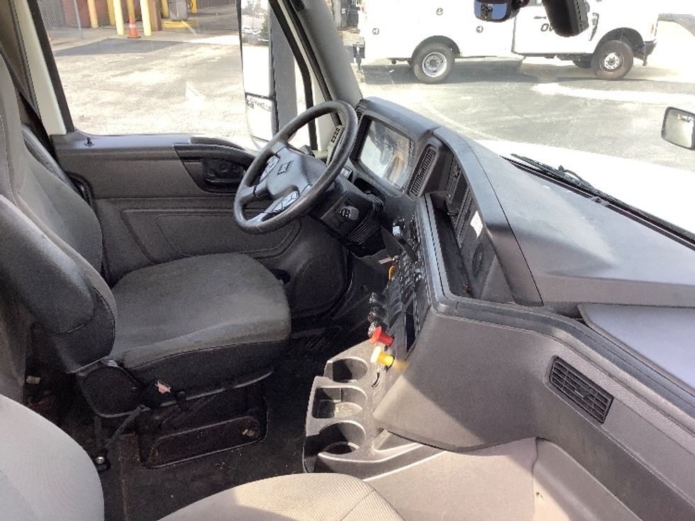 Day Cab Tractor-Heavy Duty Tractors-International-2019-LT625-Tifton-GA-446,494\n\t\tmiles-$ 22,000 - Image 14