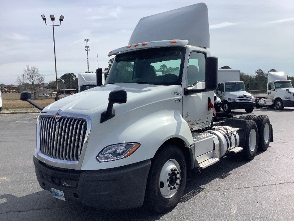 Day Cab Tractor-Heavy Duty Tractors-International-2019-LT625-Tifton-GA-446,494\n\t\tmiles-$ 22,000 - Image 3