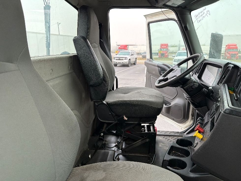 Day Cab Tractor-Heavy Duty Tractors-International-2019-LT625-Tifton-GA-512,637\n\t\tmiles-$ 21,750 - Image 14