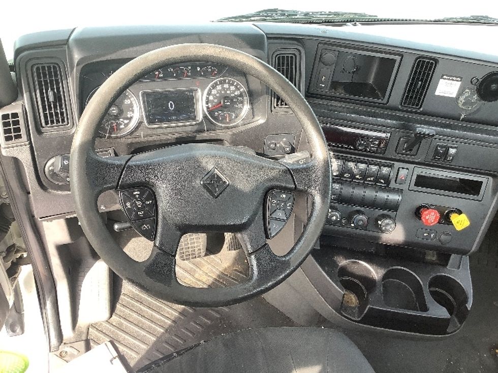 Day Cab Tractor-Heavy Duty Tractors-International-2019-LT625-Tifton-GA-515,732\n\t\tmiles-$ 19,000 - Image 10